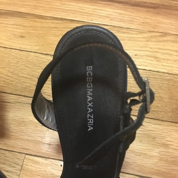 Strappy BCBG sandal - Picture 2 of 4